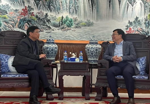 388vip太阳资源王平卫董事长拜会周鼎大使